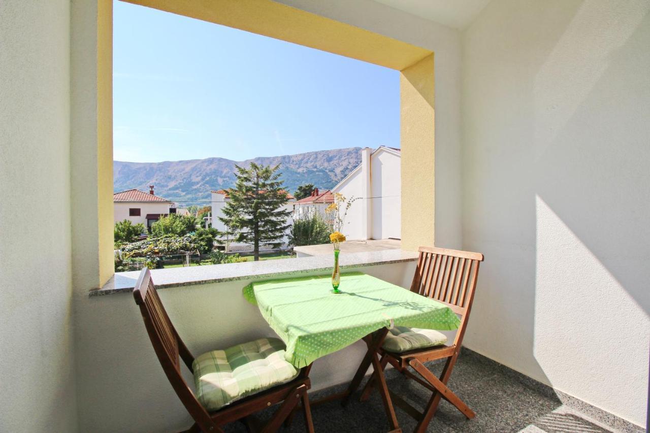 Apartments With A Parking Space Baska, Krk - 18789 Baška Exterior foto